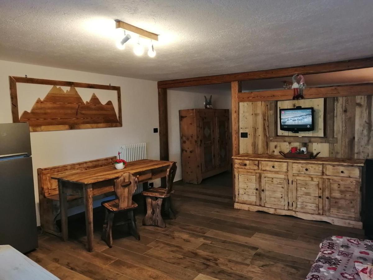 Maison Perriail Vda Gressan N 0029 Exteriér fotografie