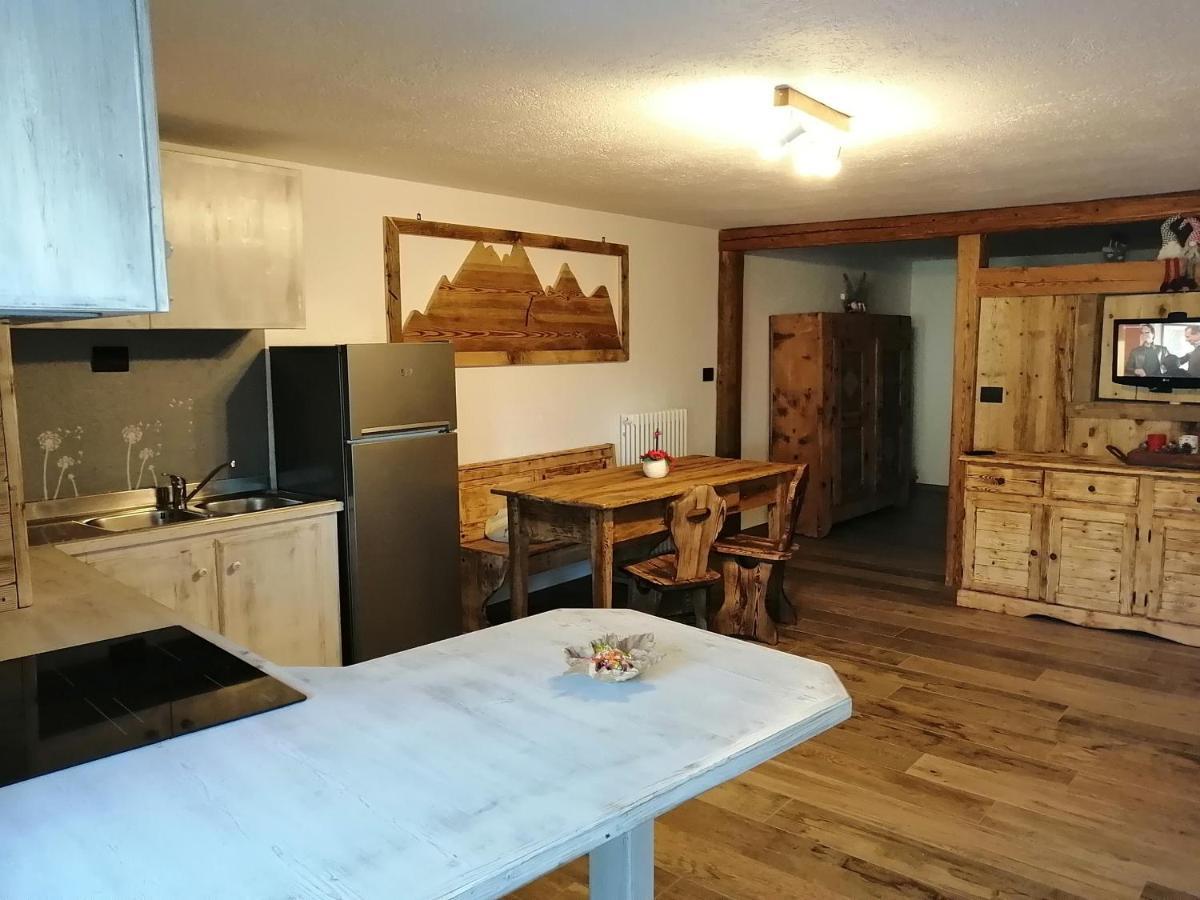 Maison Perriail Vda Gressan N 0029 Exteriér fotografie