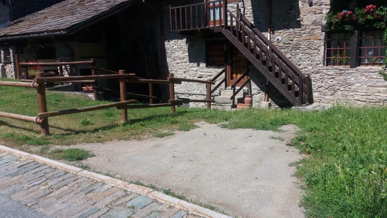Maison Perriail Vda Gressan N 0029 Exteriér fotografie